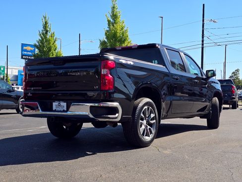 Used 2022 Chevrolet Silverado 1500 LT AWD/4WD image 23