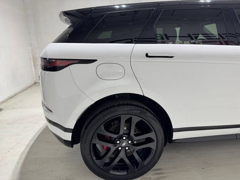Used 2023 Land Rover Range Rover Evoque R-Dynamic SE AWD/4WD image 8