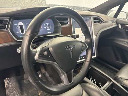 Used 2016 Tesla Model X 90D image 13