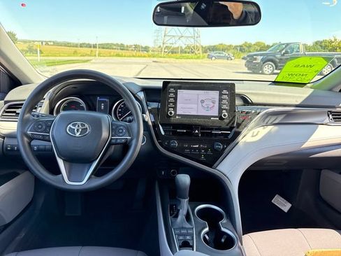 Used 2024 Toyota Camry LE FWD image 18