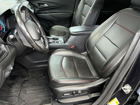 Used 2022 Chevrolet Equinox RS w/ RS Leather Package image 2