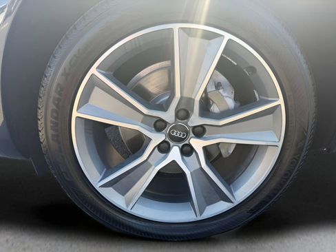 Used 2019 Audi Q5 2.0T Premium Plus AWD/4WD image 23