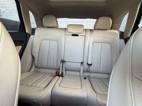 Used 2018 Audi Q5 2.0T Premium Plus w/ Premium Plus Package image 34