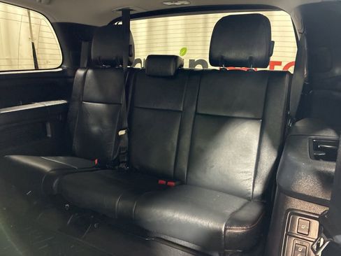 Used 2020 Toyota Sequoia TRD Pro AWD/4WD image 23