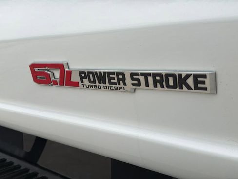 Used 2024 Ford F350 Lariat w/ Lariat Ultimate Package AWD/4WD image 39