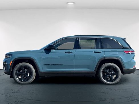 New 2026 Jeep Grand Cherokee Limited AWD/4WD image 9
