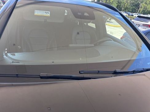Used 2022 Mercedes-Benz GLC 300 image 7