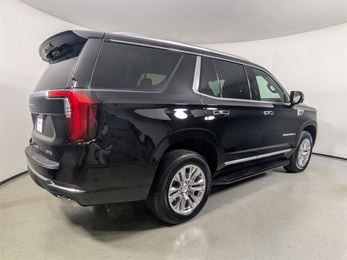 Used 2025 GMC Yukon Denali image 7