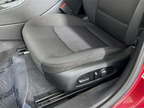 Used 2021 Chevrolet Malibu LT w/ Sport Edition FWD image 20