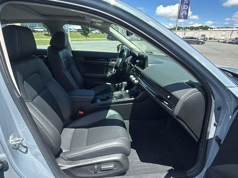 Used 2024 Honda Civic Touring image 17