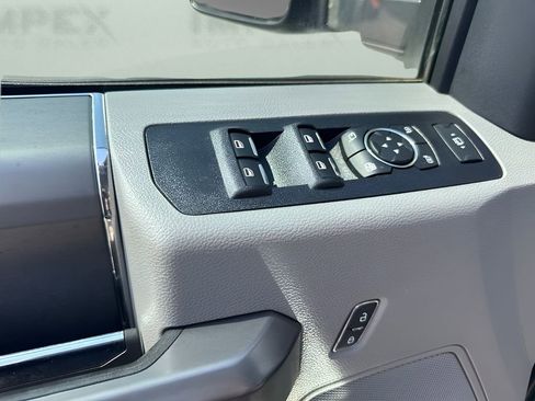 Used 2021 Ford F250 XLT w/ XLT Premium Package AWD/4WD image 26
