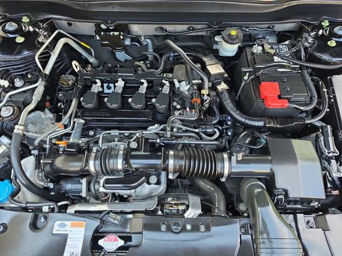 Used 2021 Honda Accord Sport image 14