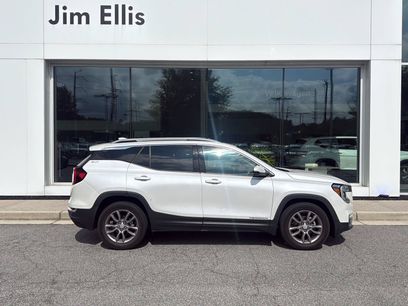 Used 2023 GMC Terrain SLT w/ LPO, Floor Liner Package