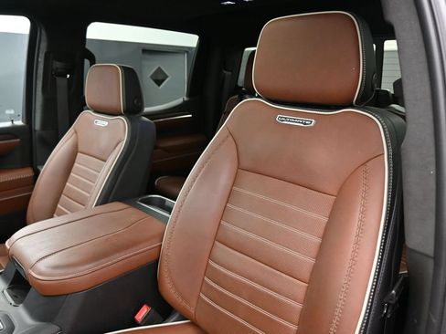 Used 2023 GMC Sierra 1500 Denali Ultimate AWD/4WD image 13