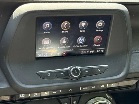 Used 2022 Chevrolet Camaro LT RWD image 19