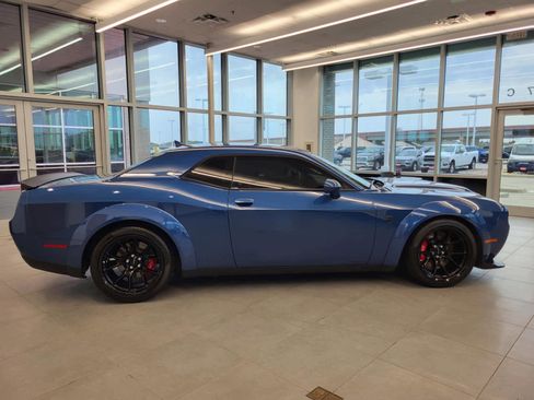 Used 2022 Dodge Challenger SRT Hellcat Redeye image 6