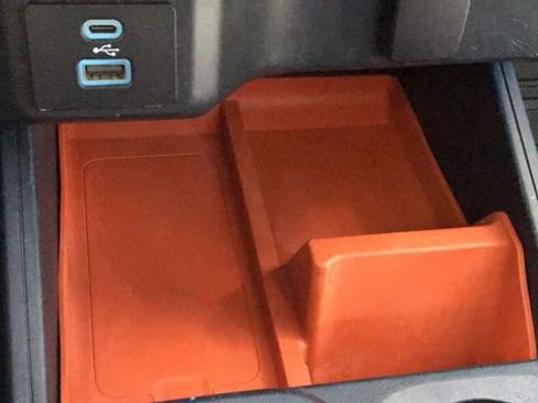 Certified 2022 Ford Maverick XLT image 33