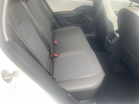 Used 2025 Volkswagen Taos SE image 38