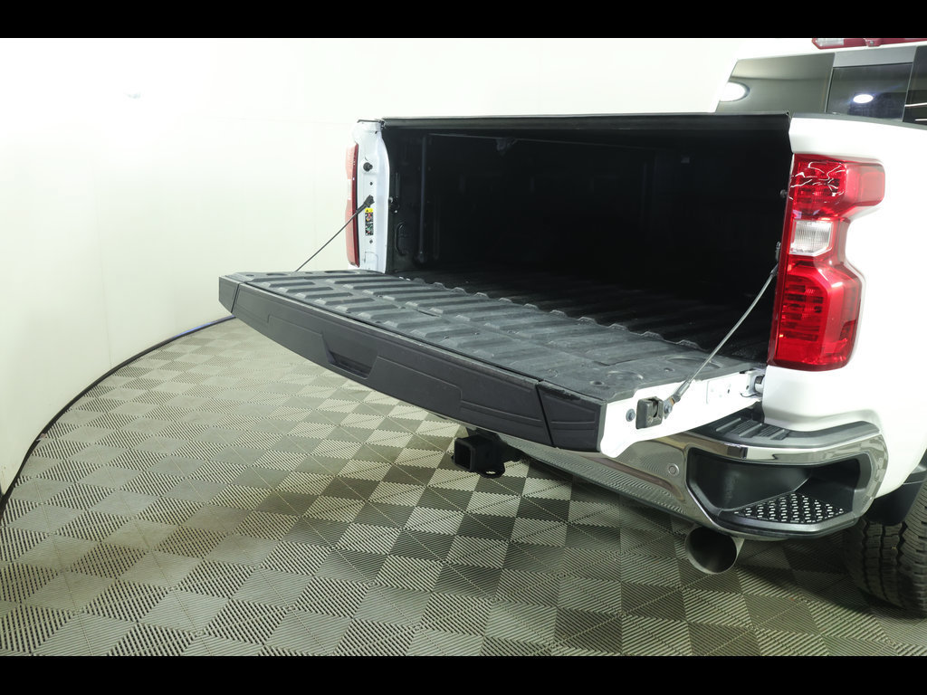 Used 2024 Chevrolet Silverado 2500 LT AWD/4WD image 22