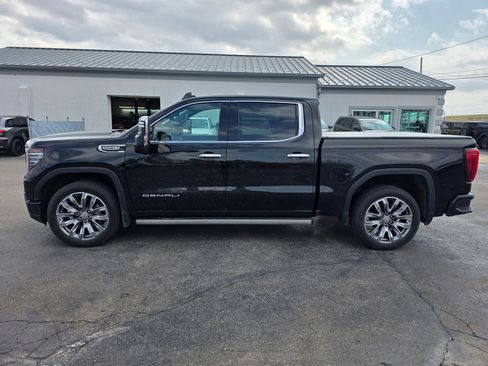 Used 2024 GMC Sierra 1500 Denali w/ Denali Reserve Package image 8