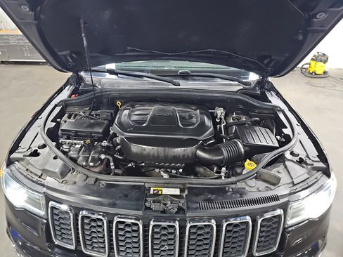 Used 2020 Jeep Grand Cherokee Limited w/ Trailer Tow Group IV RWD image 31