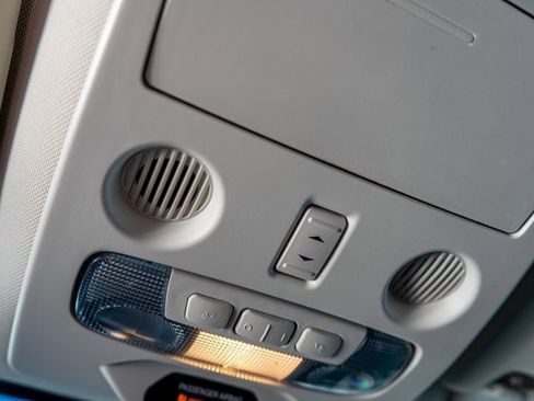 Used 2022 Ford EcoSport SE w/ SE Convenience Package image 30