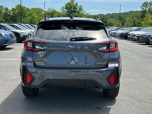 Used 2024 Subaru Crosstrek 2.0i Premium AWD/4WD image 5
