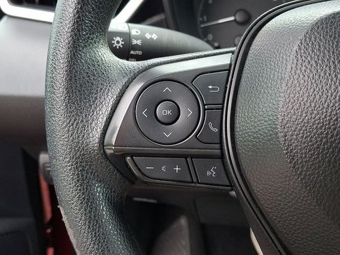 Used 2025 Toyota Corolla LE FWD image 23