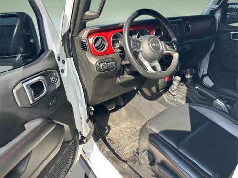 Used 2021 Jeep Gladiator Rubicon AWD/4WD image 10
