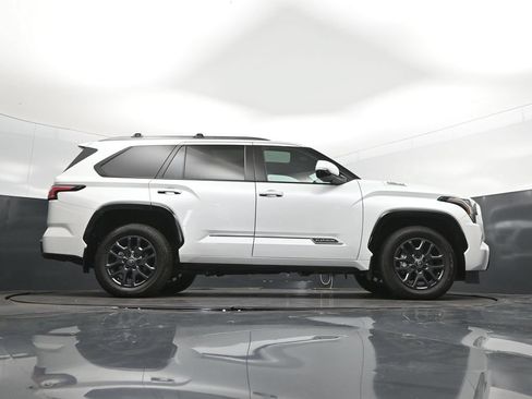 Used 2026 Toyota Sequoia Platinum AWD/4WD image 39
