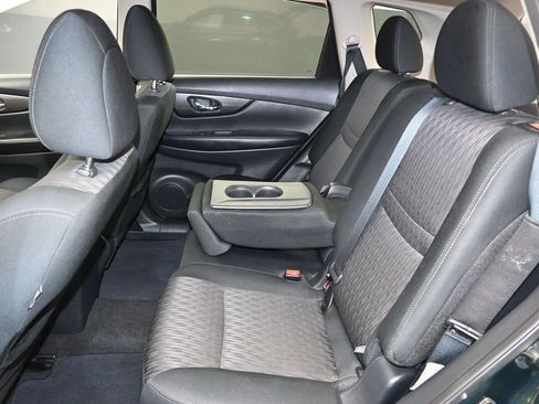 Used 2019 Nissan Rogue SV w/ Premium Package AWD/4WD image 16