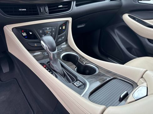 Used 2020 Buick Envision Essence FWD image 27