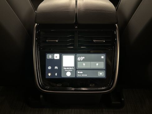 Used 2024 Rivian R1T Adventure Dual AWD/4WD image 28