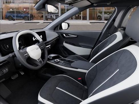 New 2025 Kia EV6 GT-Line image 17