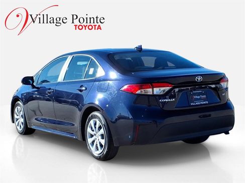 Used 2024 Toyota Corolla LE image 4