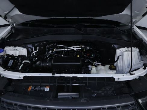 Used 2021 Ford Explorer XLT w/ Equipment Group 202A image 33