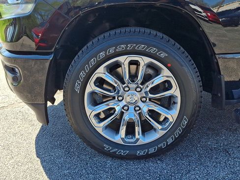 Used 2023 RAM 1500 Laramie image 30
