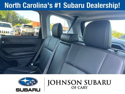 Used 2017 Subaru Forester 2.5i Touring AWD/4WD image 21