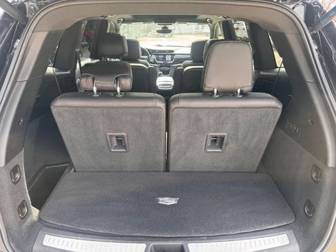 Used 2020 Cadillac XT6 Premium Luxury image 38