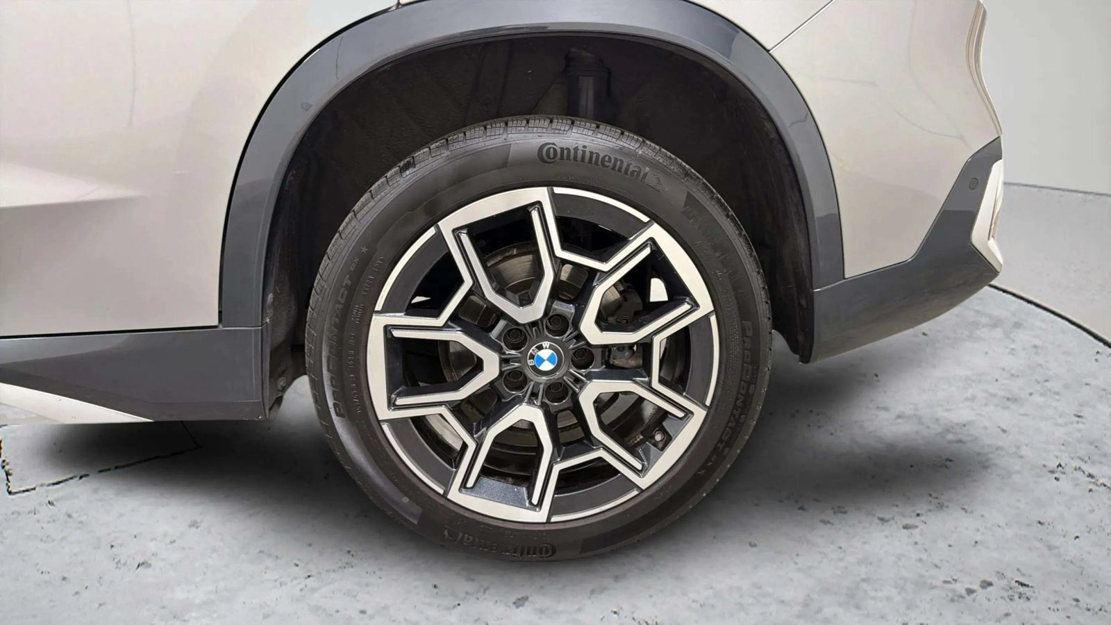 Used 2023 BMW X1 xDrive28i w/ Convenience Package AWD/4WD image 12