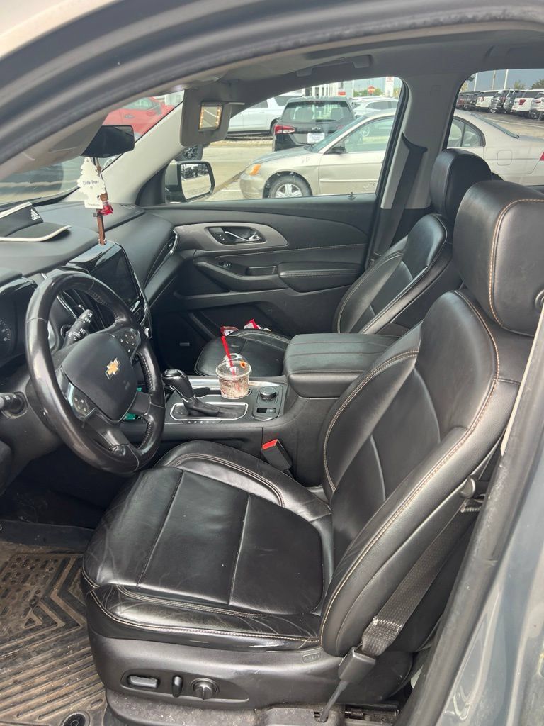 Used 2018 Chevrolet Traverse LT AWD/4WD image 6