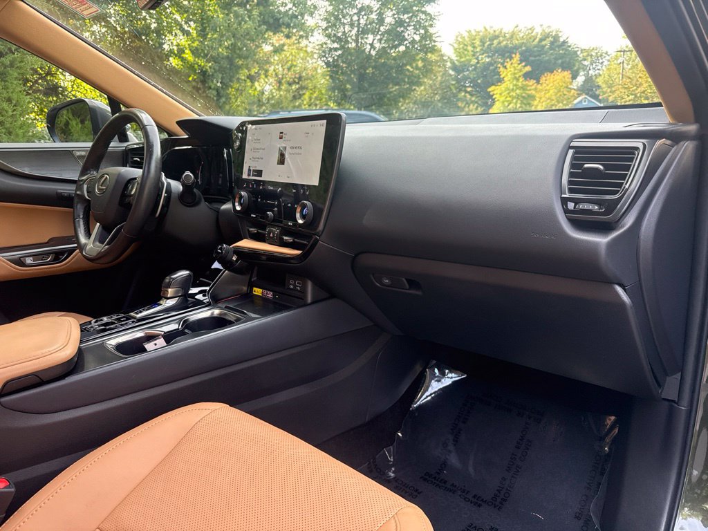 Used 2022 Lexus NX 350 AWD image 32