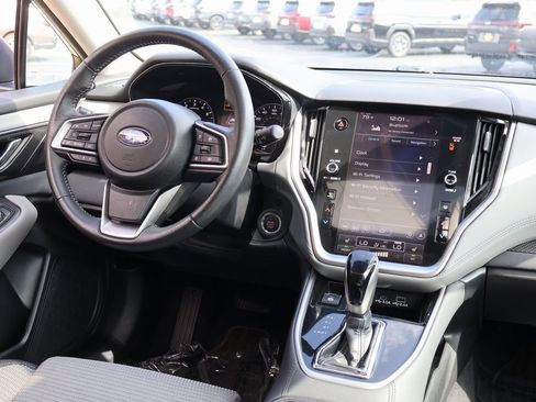 Used 2025 Subaru Outback Premium image 14