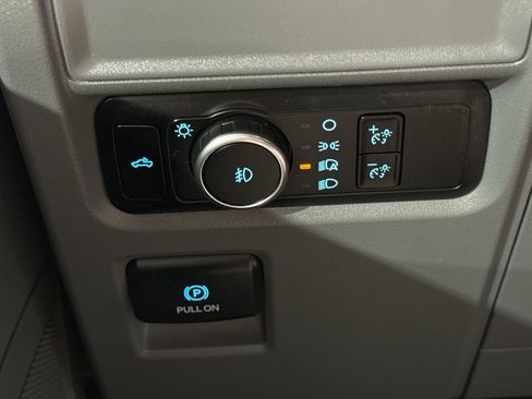 Used 2023 Ford F150 XLT w/ XTR Package image 36