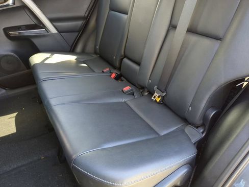 Used 2016 Toyota RAV4 Limited FWD image 25