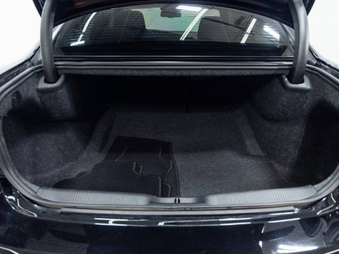 Used 2023 Dodge Charger R/T w/ Blacktop Package RWD image 9