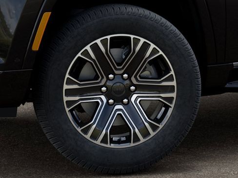 New 2026 Jeep Grand Wagoneer 4WD image 34