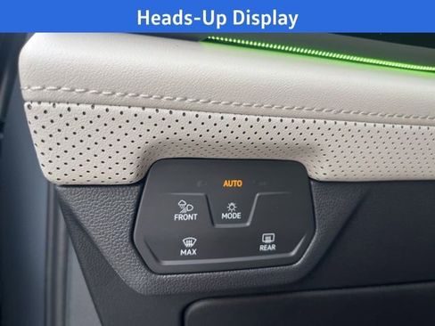 New 2026 Volkswagen Atlas Cross Sport SEL Premium R-Line image 9