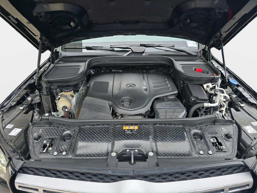Used 2020 Mercedes-Benz GLS 450 4MATIC image 36
