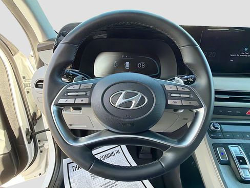 Used 2023 Hyundai Palisade SEL image 38